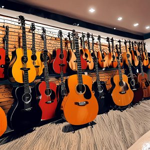 Toko Gitar Sambiroto : Rekomendasi Terbaik Gitar Akustik Anda